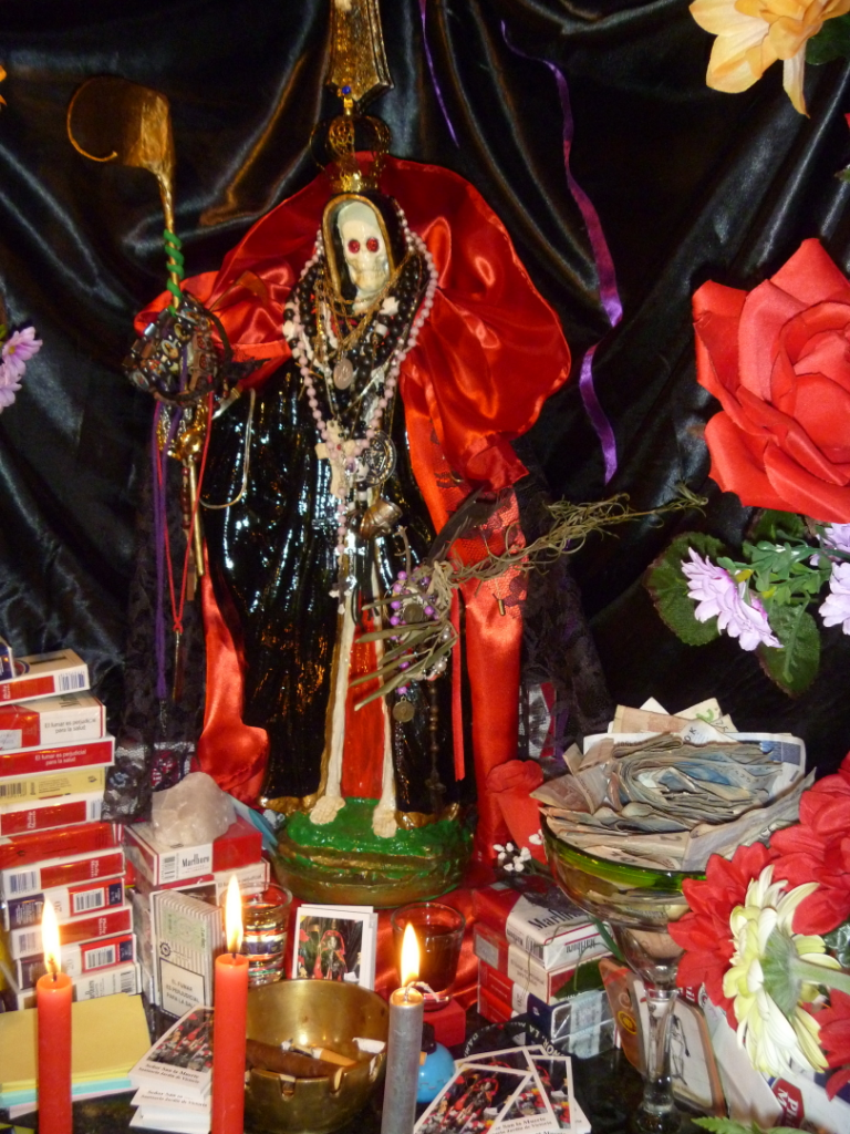 Altar de San La Muerte