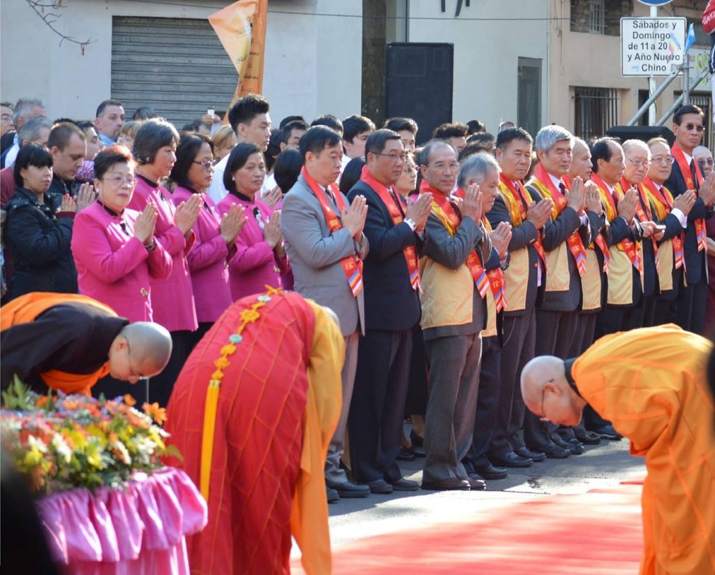 vesak3