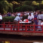 Quema del Daruma en el Jardín Japonés